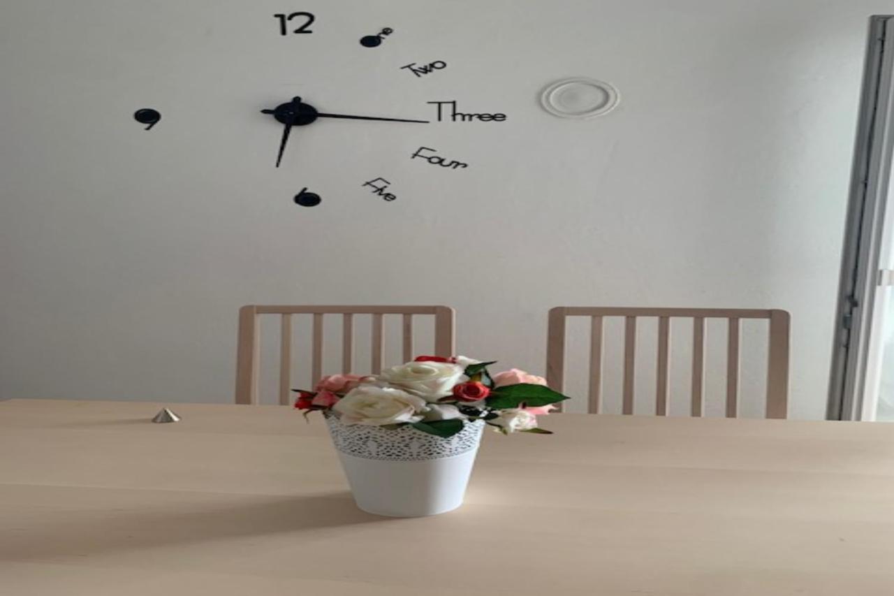 Holiday Apartments Lucic - Feels Like Home, Away From Home Ražanj المظهر الخارجي الصورة